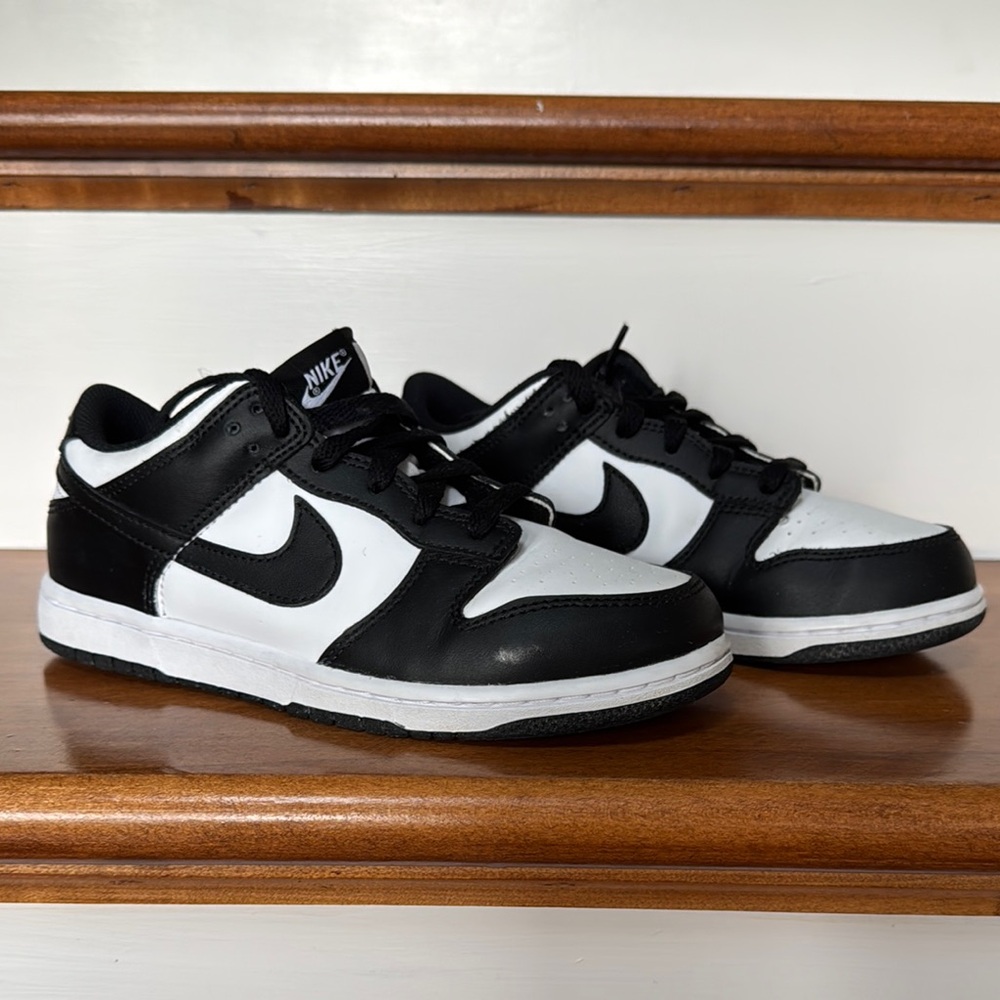 Nike Dunk Low "Black/White" Preschool Kids' Shoe - Size 3 Youth